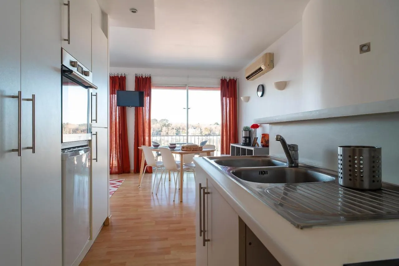 Apartment France - Appt Pour 4 Proche Plage Benodet
